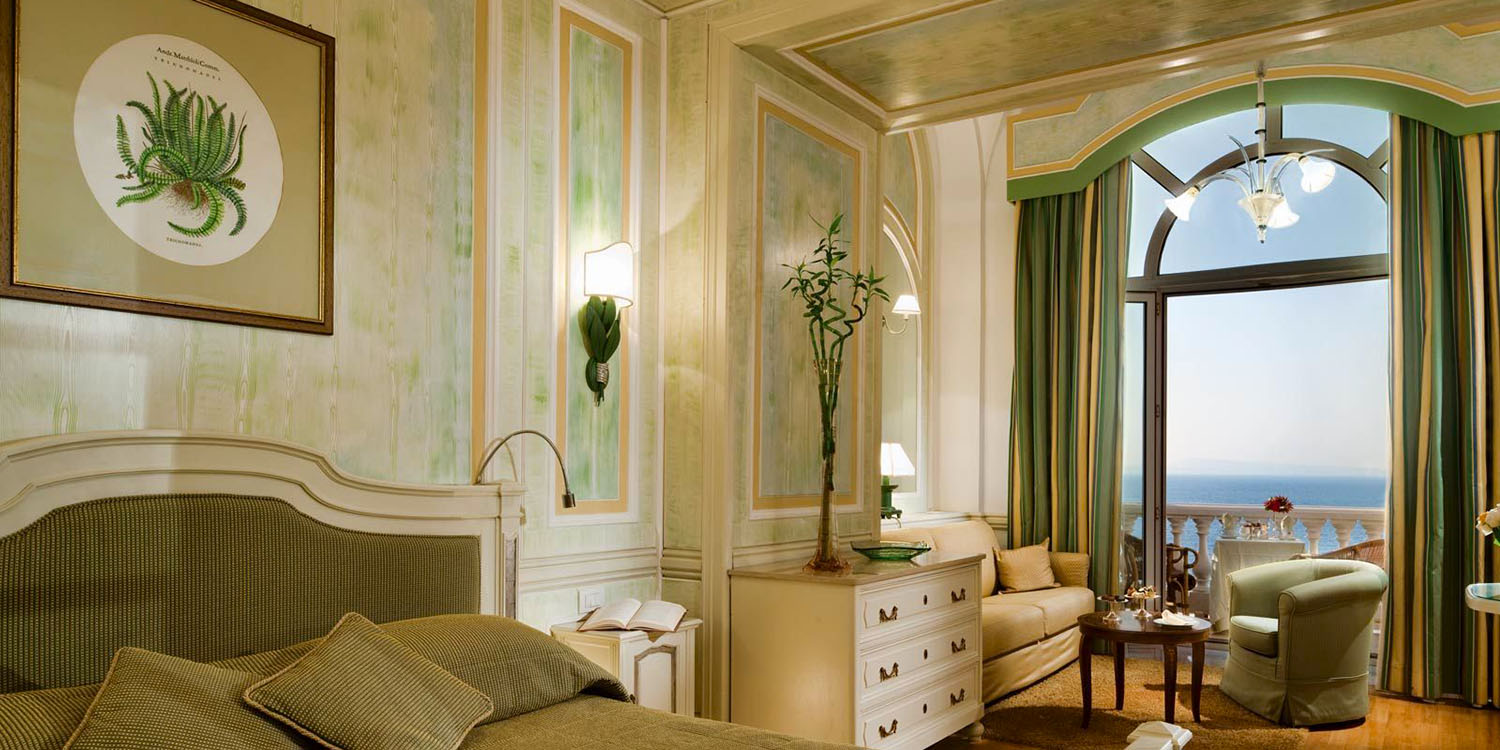 Grand Hotel Excelsior Vittoria 5*