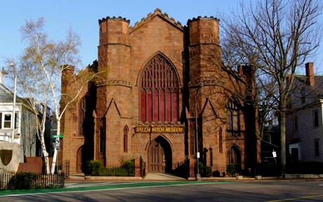 Salem Witch Museum Building 2006 spring 72 dpi