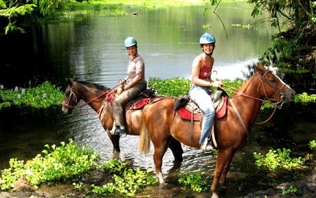 horseback riding Costa Rica