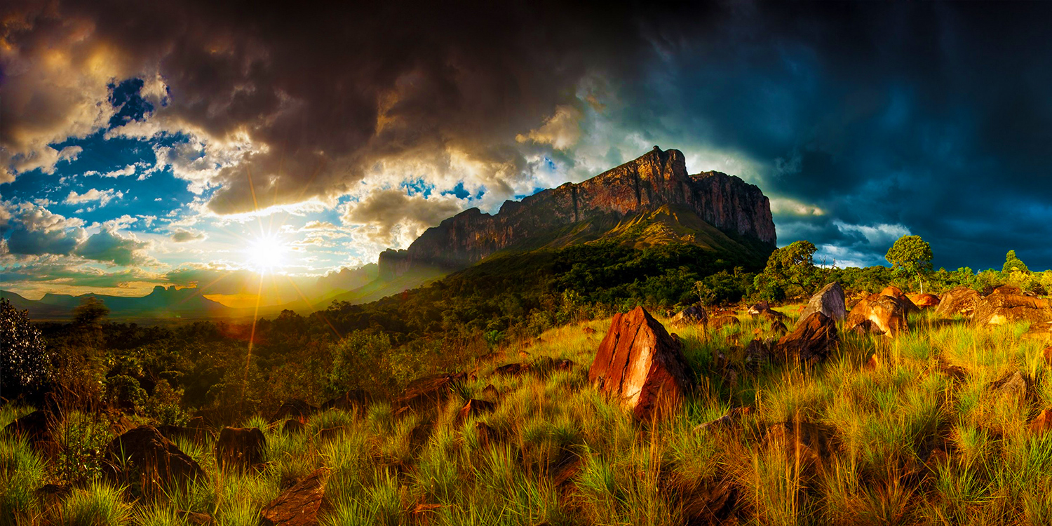 mountain grass venezuela sunlight rock1500x750