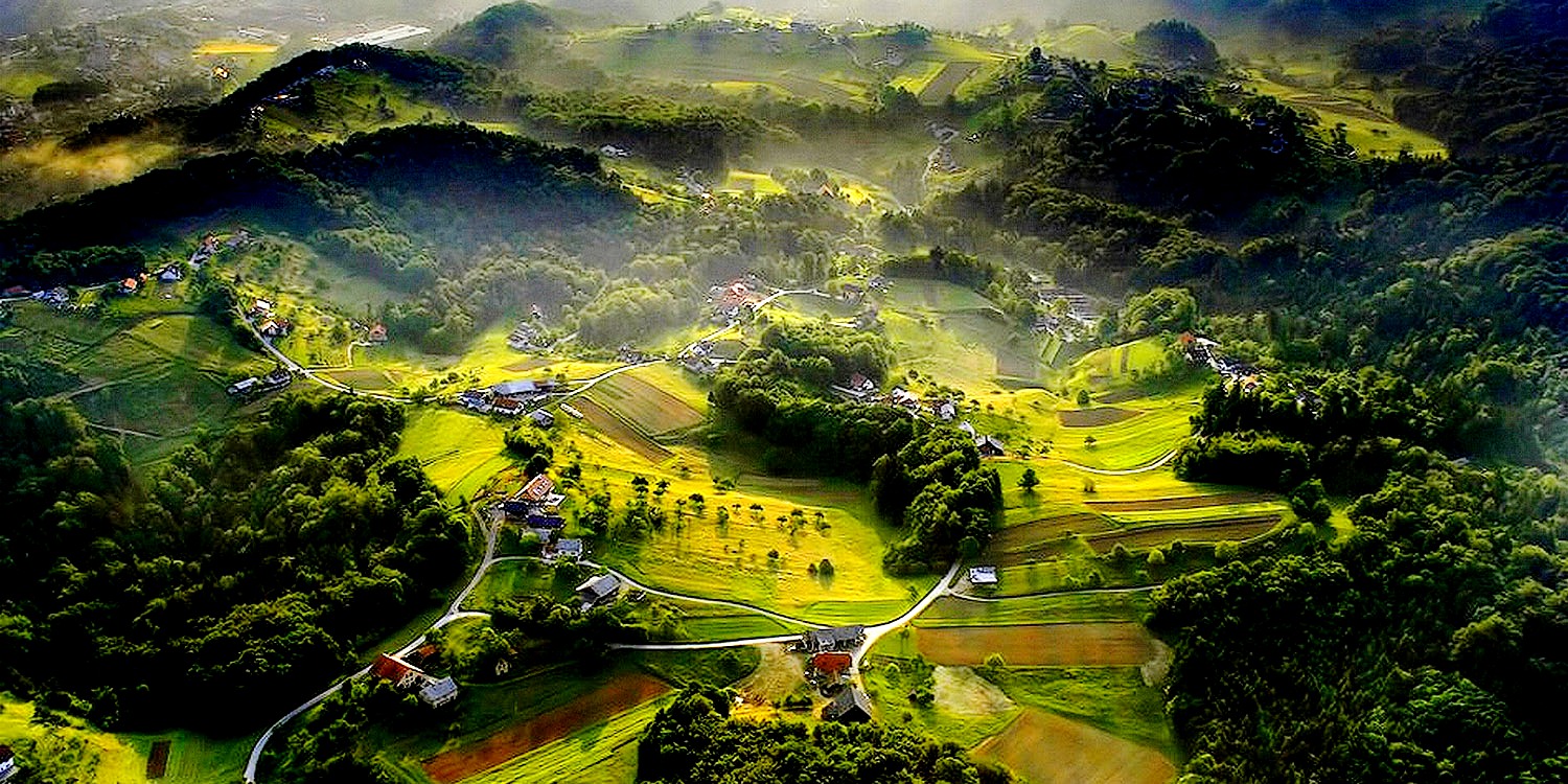 beautiful green land1500