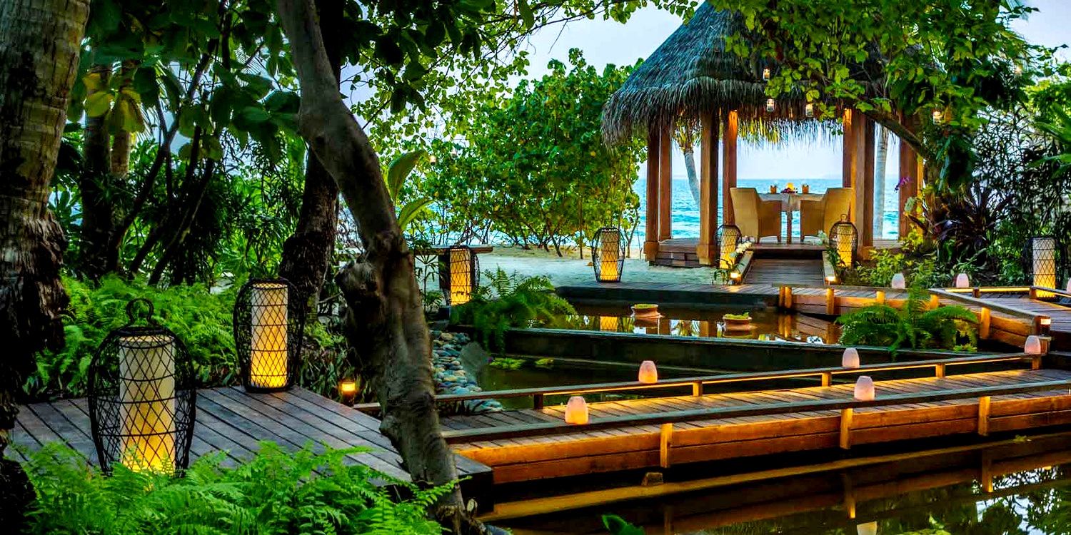 Dusit Thani Maldives 5*
