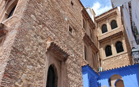 lina riad outside