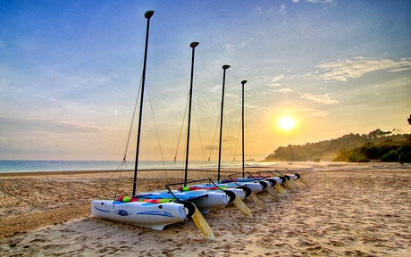 package 1818 CLUBMED BINTANISLANDINDON7 ASIABOOKIN 