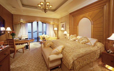 Emirates Palace в Абу-Даби